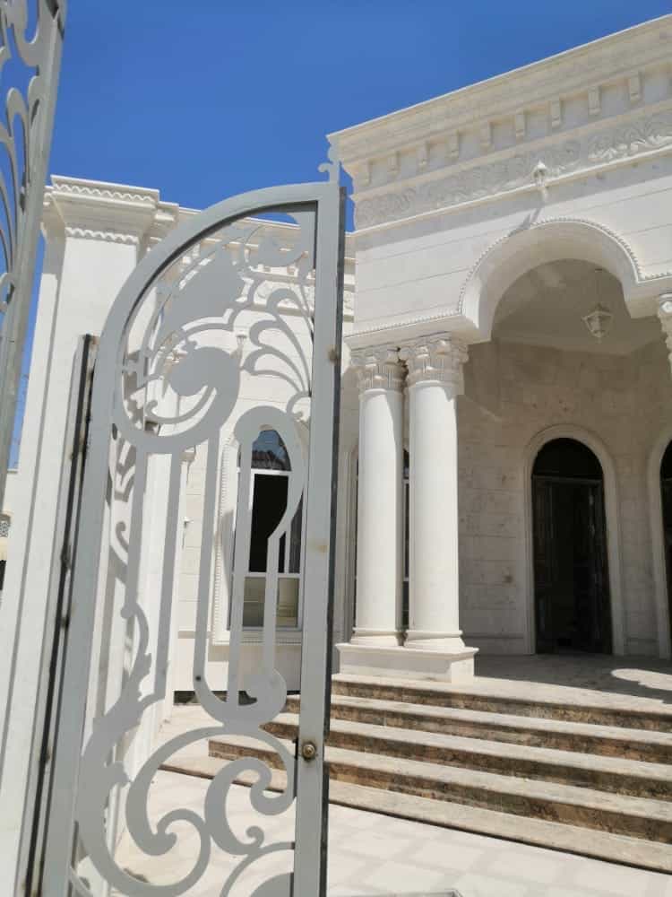 Palace Image 2